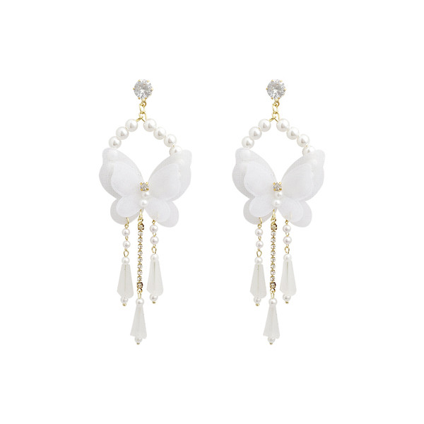 Stílusos női fülbevaló fehér színben gyöngyökkel