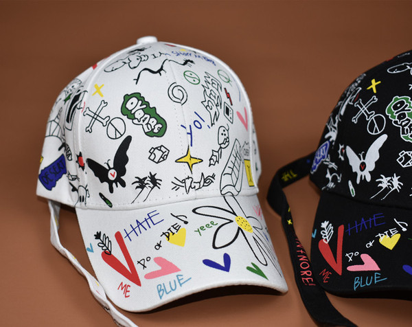 Palarie de dama de vara cu vizor si motive colorate