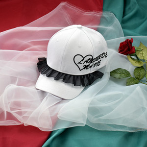 Palarie de dama model nou cu vizor si dantela in mai multe culori