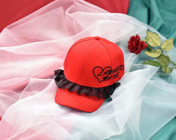 Palarie de dama model nou cu vizor si dantela in mai multe culori