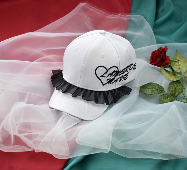 Palarie de dama model nou cu vizor si dantela in mai multe culori