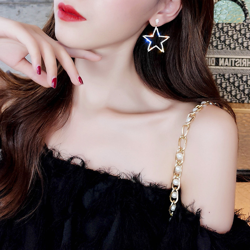 Cercei eleganti de dama in forma de stea - doua culori