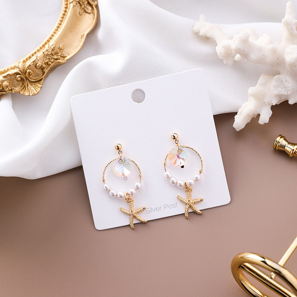 Cercei rotunzi moderni de dama