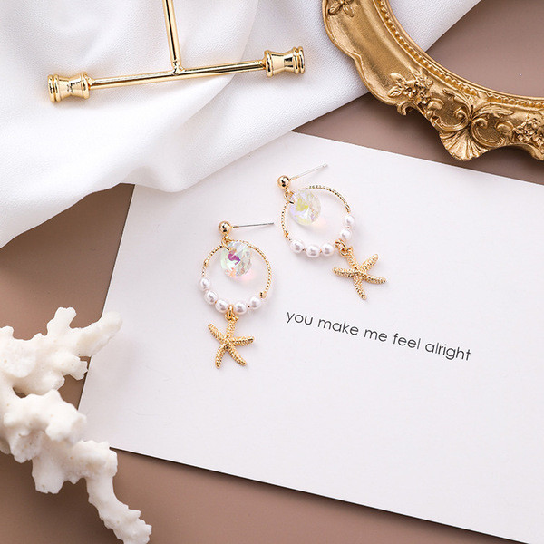 Cercei rotunzi moderni de dama