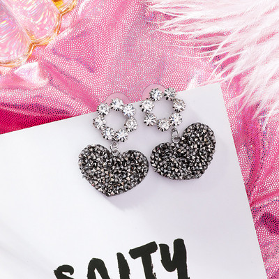 Cercei eleganti de dama in trei culori cu forma de inima