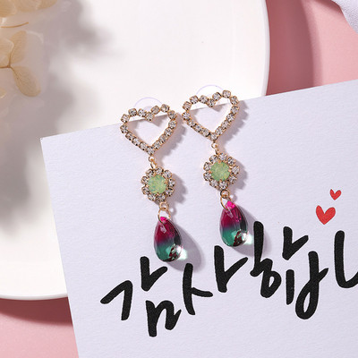 Cercei moderni de dama in patru culori cu pietre