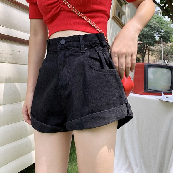 Pantaloni scurti dama model lat alb-negru