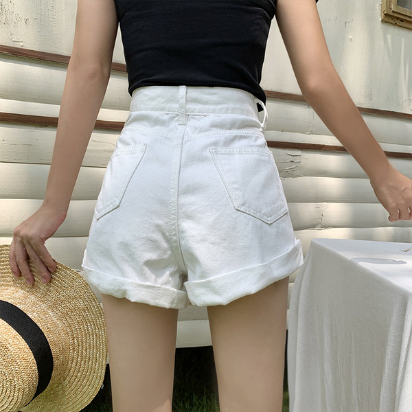 Pantaloni scurti dama model lat alb-negru