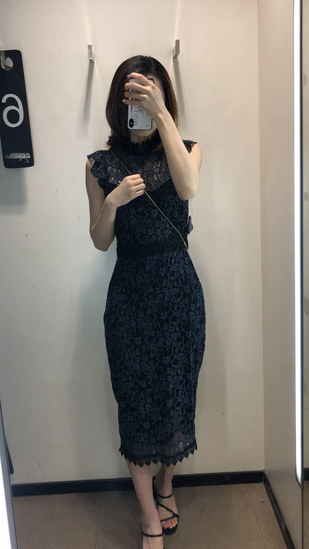 Rochie eleganta de dama cu dantela si broderie