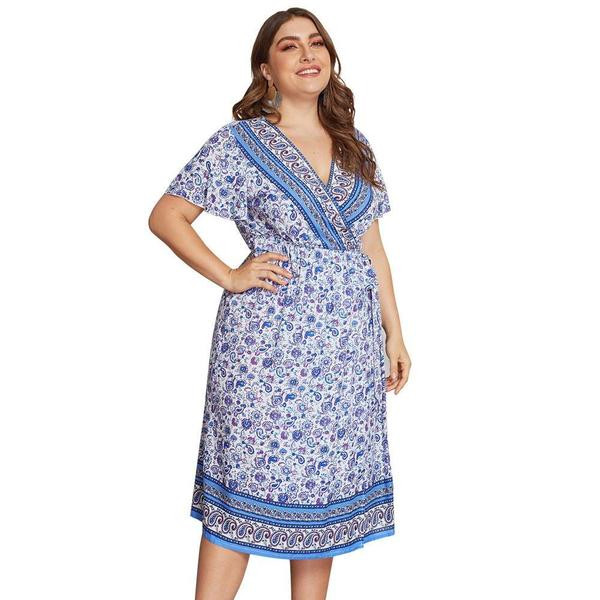 Ежедневни стилни рокли с V-образно деколте и къс ръкав