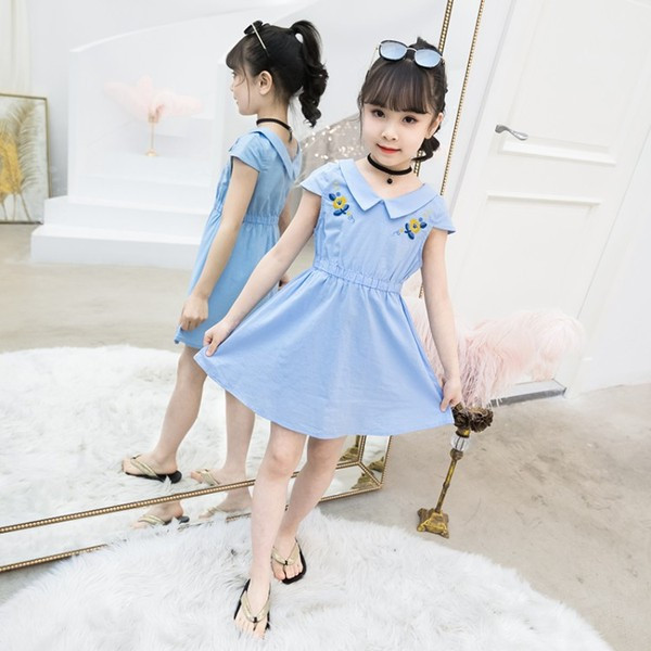 Актуална детска рокля в два цвята с яка 