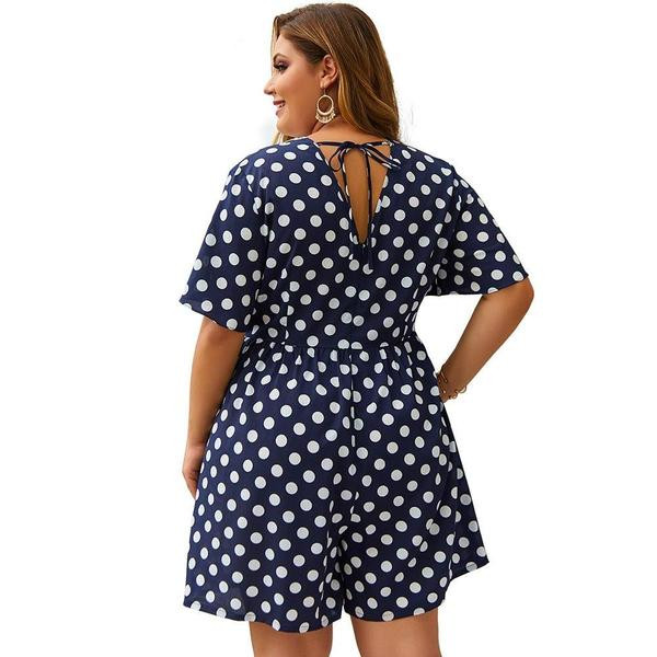 Μοντέρνα γυναικεία ολόσωμη φόρμα  με κεντήματα και κοντά μανίκια