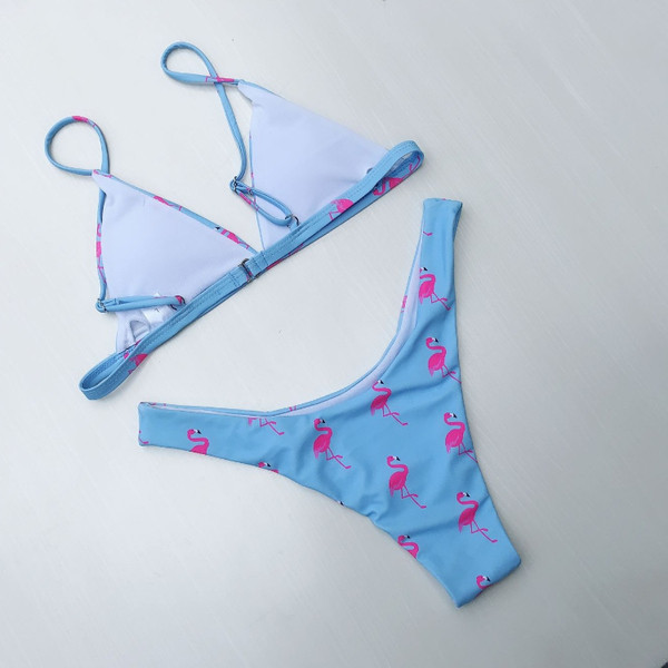 Модерен дамски бански костюм от две части с фламинго в син цвят