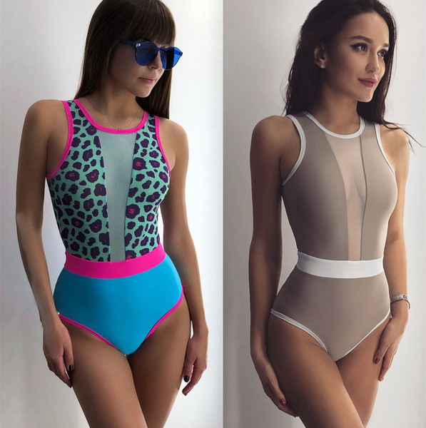 Κομψό μαγιό σε δύο χρώματα