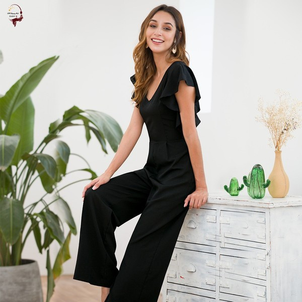 Salopetă elegantă de damă în negru