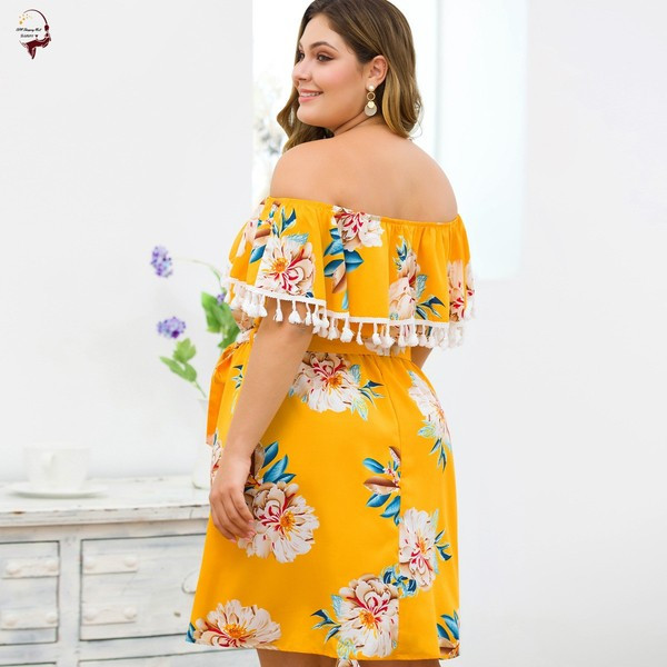 Дамска рокля с флорален десен в жълт цвят