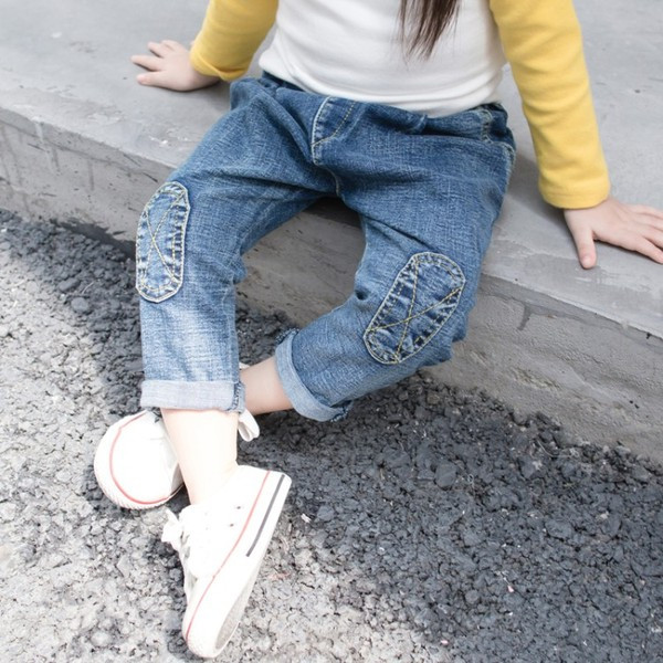 Blugi la modă pentru copii în albastru - pentru fete