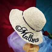 Стилна дамска шапка за плаж с бродерия