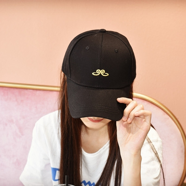 Palarii casual de dama cu vizor si broderie in negru