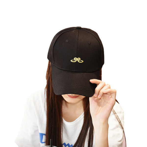 Palarii casual de dama cu vizor si broderie in negru