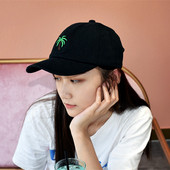 Palarie de dama de vara cu vizor si broderie colorata in doua culori