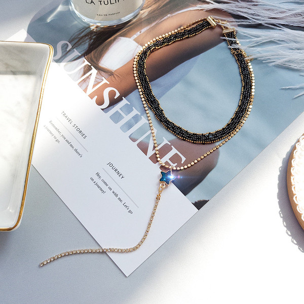 Actual colier de dama cu pietre si margele