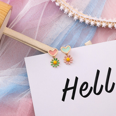 Modern női fülbevaló két színben, szív alakú