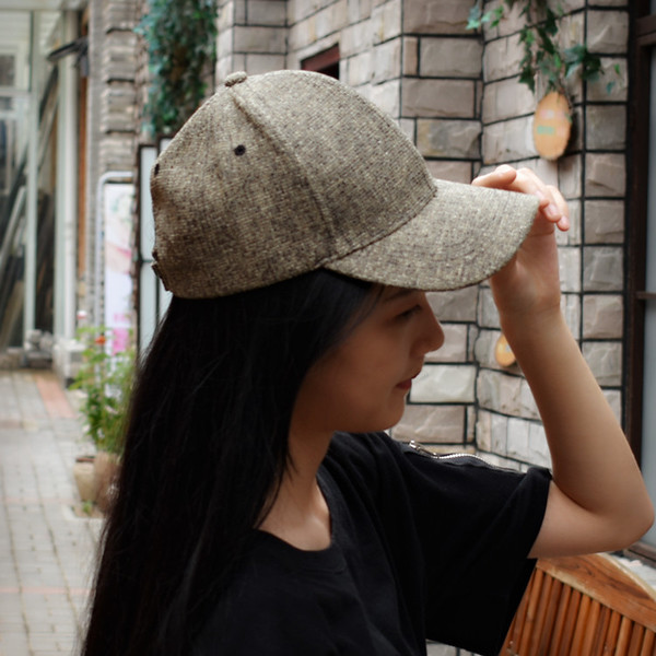 Palarie de dama cu vizor in mai multe culori