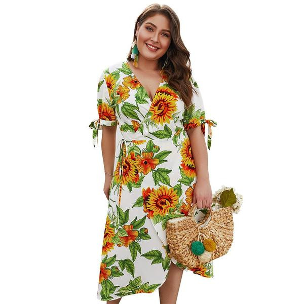 Ежедневна дамска рокля с къс ръкав и връзки в цветен десен 