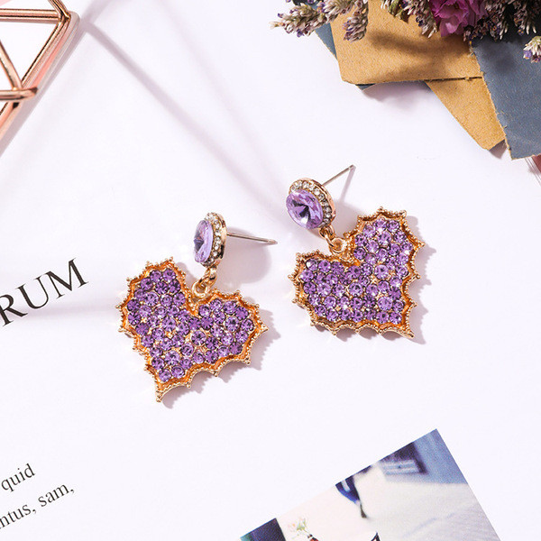 Cercei eleganti de dama cu pietre colorate