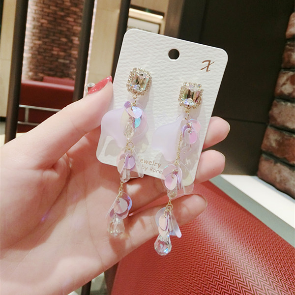 Cercei lungi de dama cu pietre si paiete