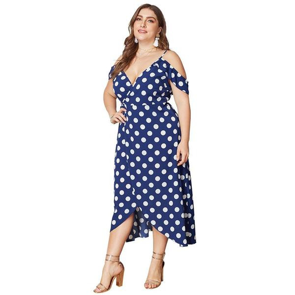 Rochie casual de dama cu umerii goi si decolteu adanc in albastru