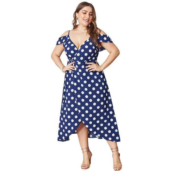 Rochie casual de dama cu umerii goi si decolteu adanc in albastru