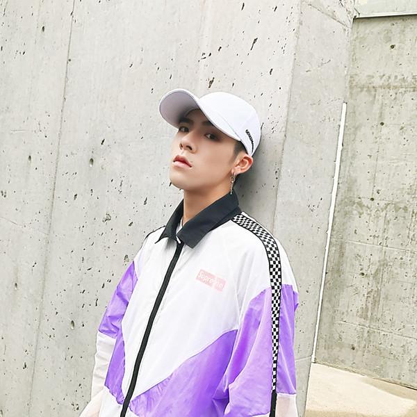 Pălărie modernă pentru bărbați și femei cu vizor în alb-negru