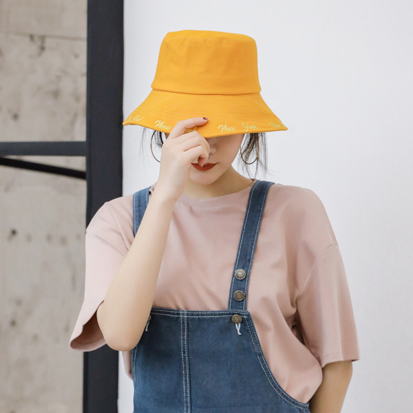 Palarie casual dama cu broderie in mai multe culori