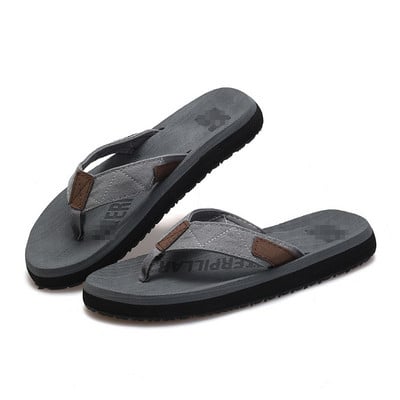 Modern, lapos talpú férfi papucs többféle színben