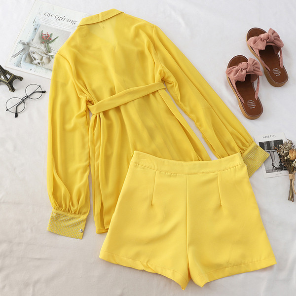 Set elegant pentru femei din două părți în negru, alb și galben