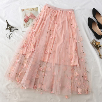 Fusta de dama actuala cu talie inalta si broderie florala in mai multe culori