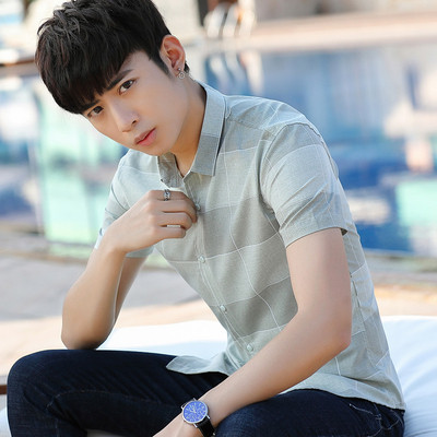 Cămașă de bărbați actuală cu mâneci scurte - în gri și verde