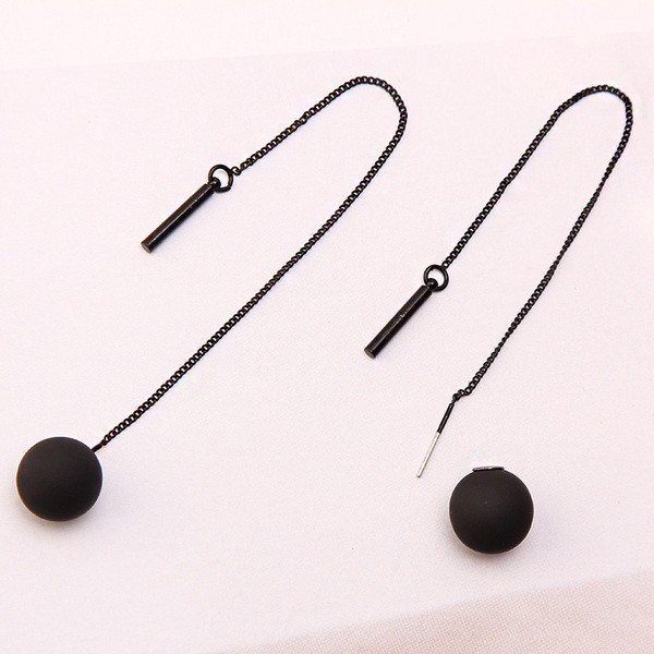 Cercei lungi de dama moderni de culoare neagra