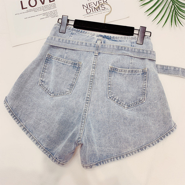 Pantaloni scurți din denim cu curea albastru