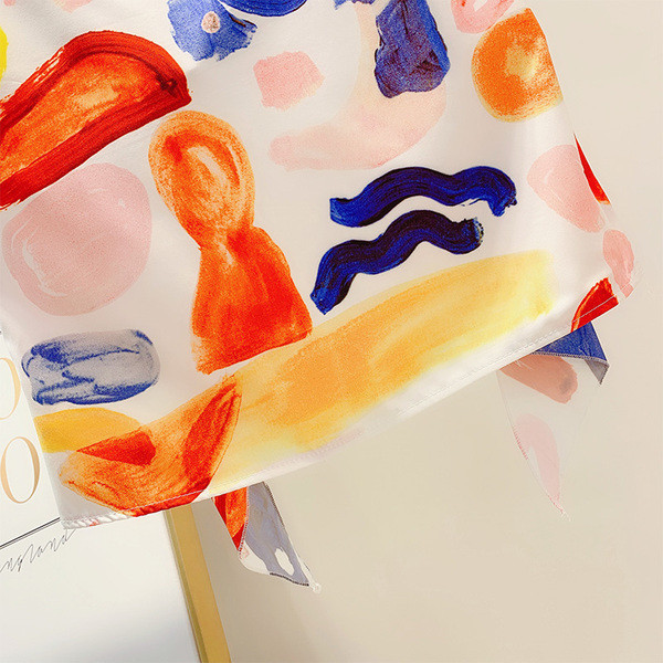 Maieu de damă colorat cu bretele