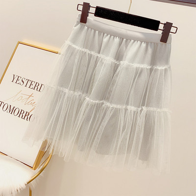 Fusta de dama cu tul si talie inalta in alb si negru