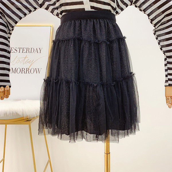 Fusta de dama cu tul si talie inalta in alb si negru