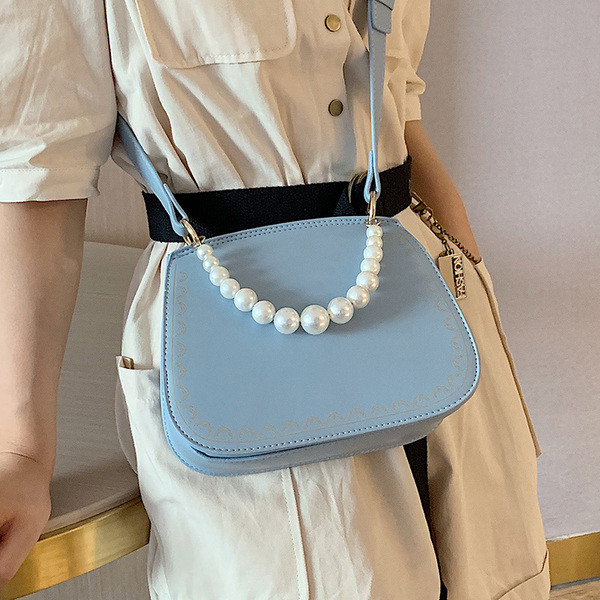 Geantă de mână elegantă cu decor de perle