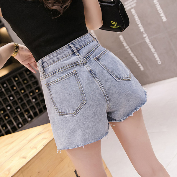 Blugi de dama cu talie inalta de culoare deschisa