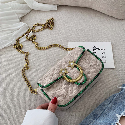 Fém díszítéssel ellátott női táska három színben