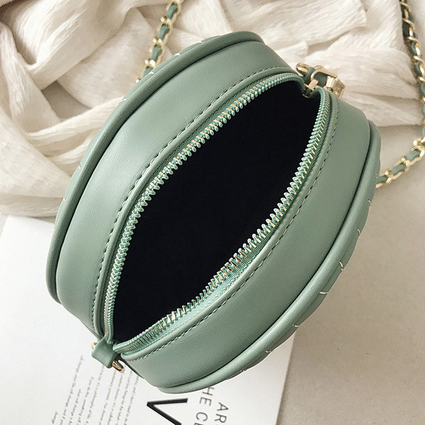 Geanta de dama moderna din piele ecologica cu lant metalic