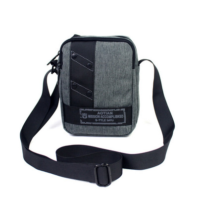 Geantă de zi cu zi pentru bărbați cu inscripții - patru culori