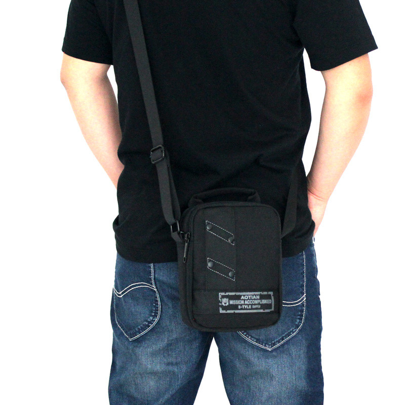 Geantă de zi cu zi pentru bărbați cu inscripții - patru culori